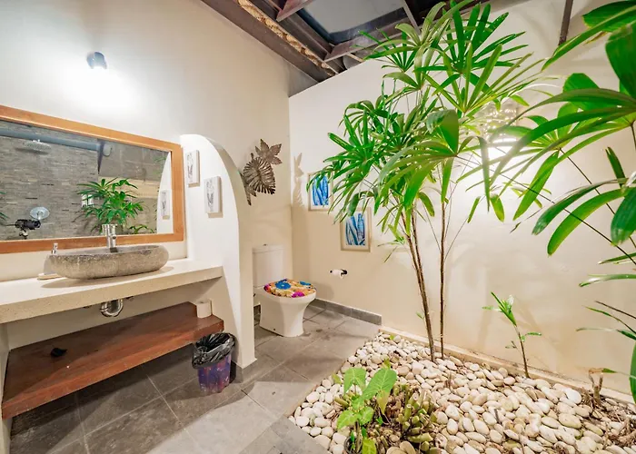 Bali Sunyi ジンバラン